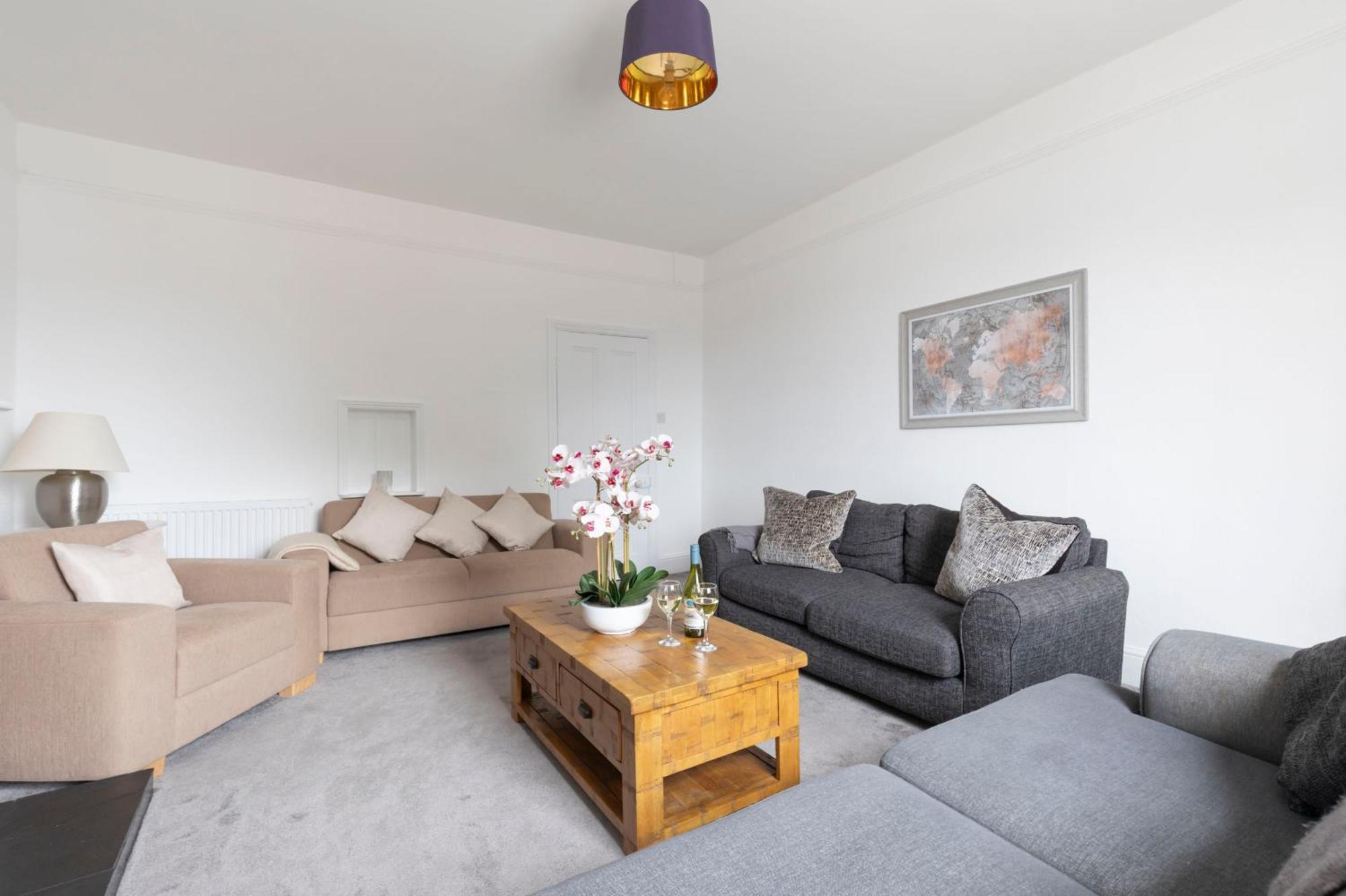 Fabulous, Vibrant, Town House, Central Bath Road Cheltenham Exterior photo