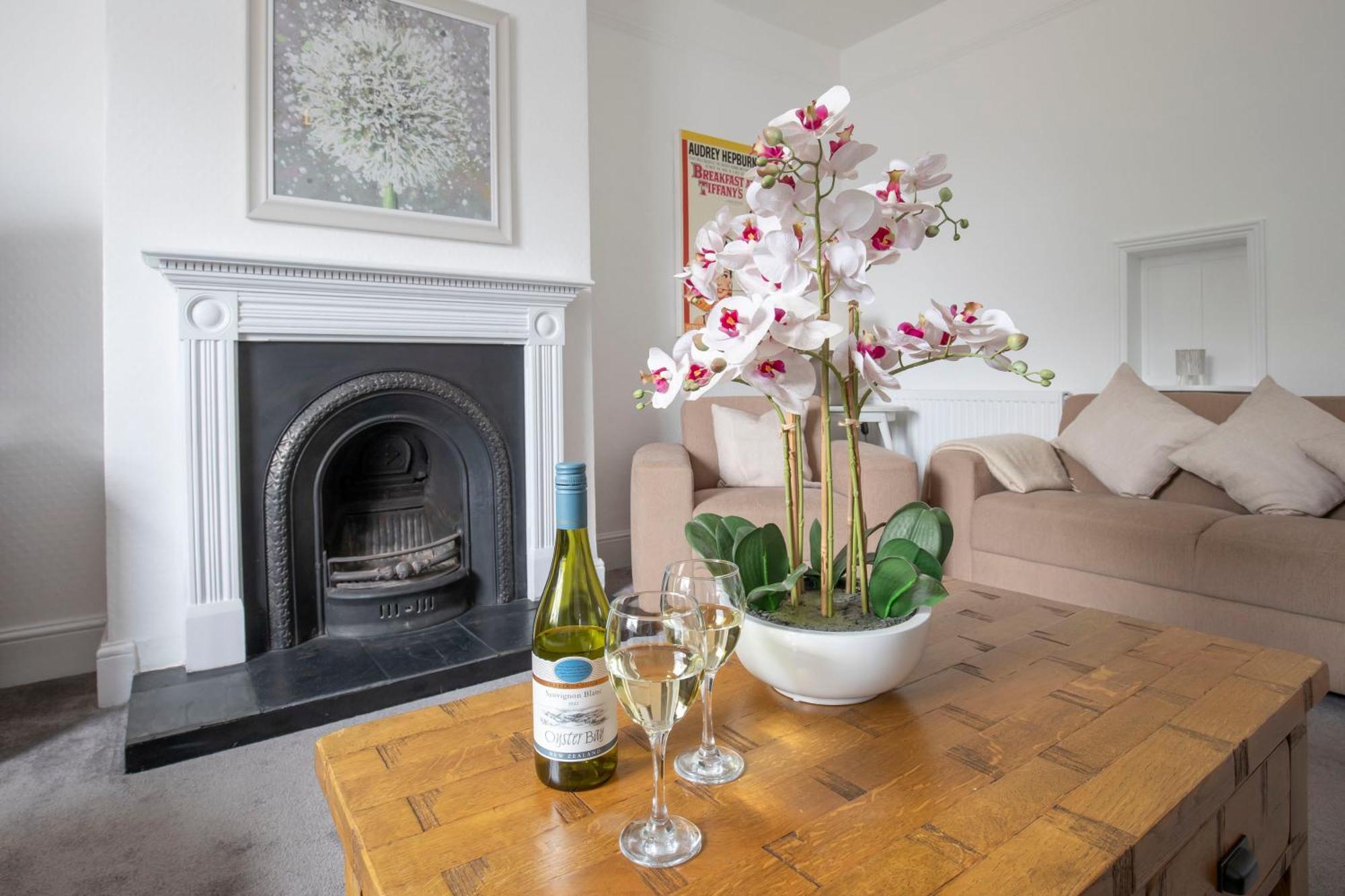 Fabulous, Vibrant, Town House, Central Bath Road Cheltenham Exterior photo