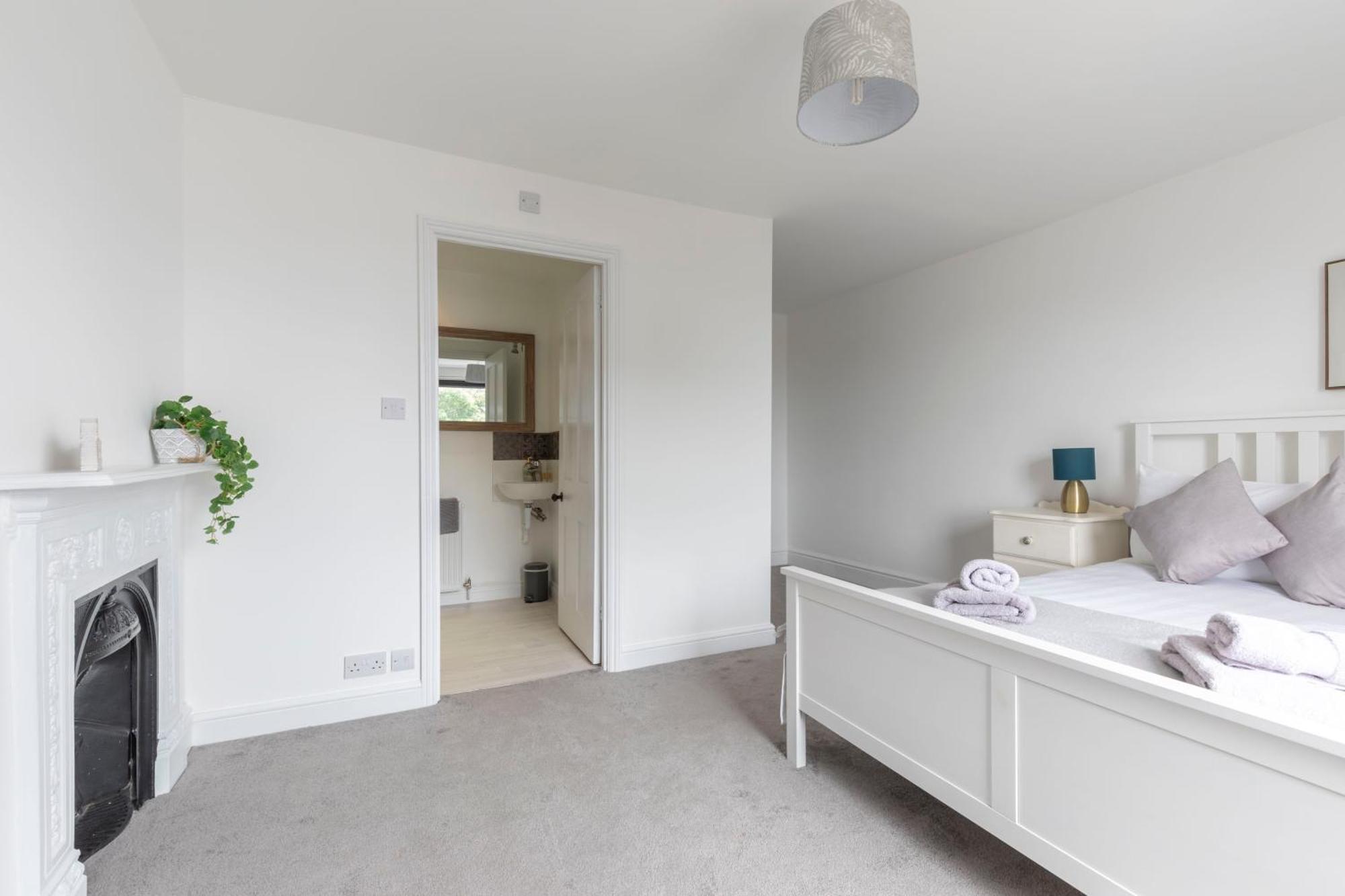Fabulous, Vibrant, Town House, Central Bath Road Cheltenham Exterior photo